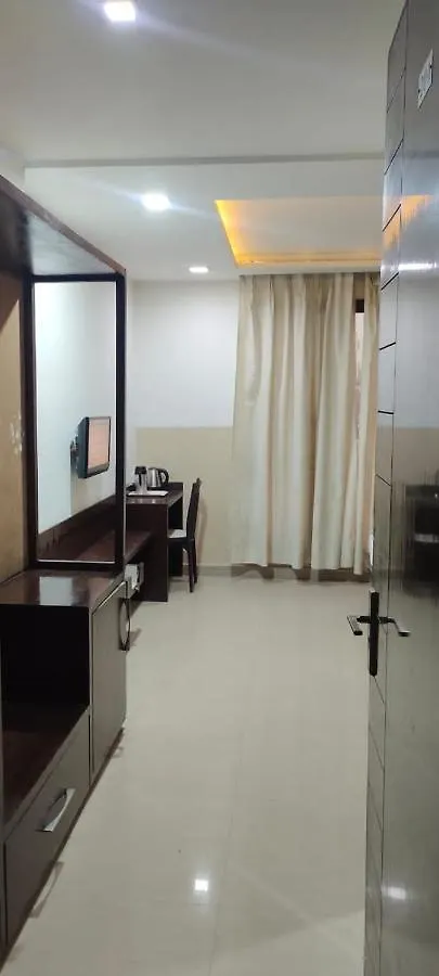 Hotel Areeba By The Golden Taj Group & Hotels Agra  3*, Agra (Uttar Pradesh) India