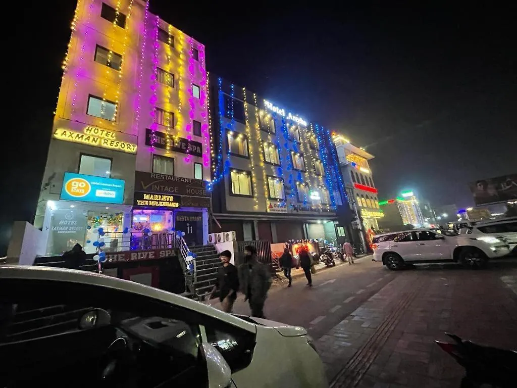 אגרה Hotel Areeba By The Golden Taj Group & Hotels הודו