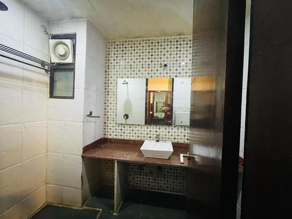 Hotel Areeba By The Golden Taj Group & Hotels Agra