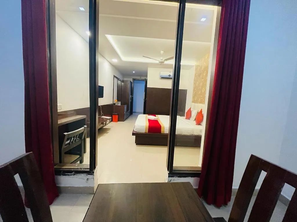 Hotel Areeba By The Golden Taj Group & Hotels Agra