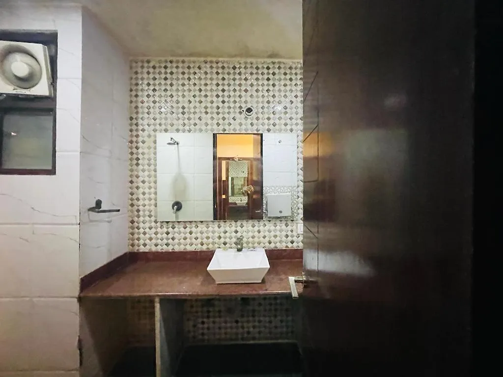 Hotel Areeba By The Golden Taj Group & Hotels Agra  Agra (Uttar Pradesh)